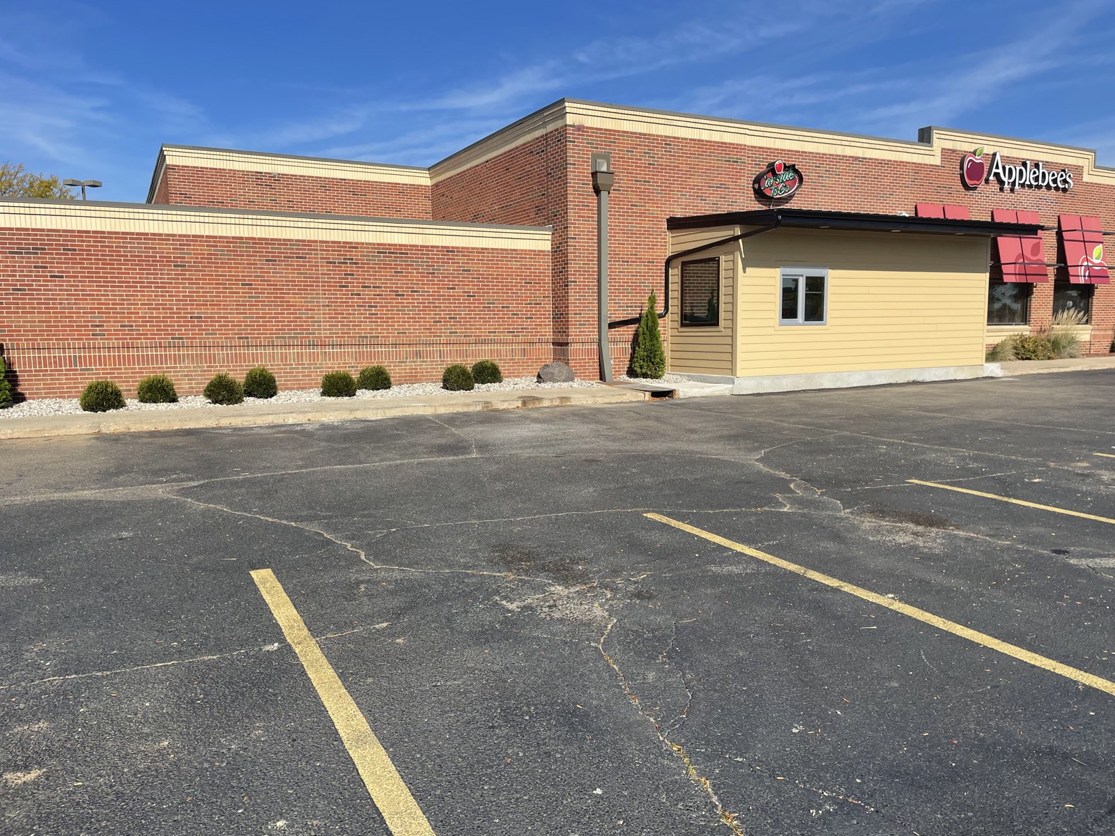 Applebee’s property in Beloit, Wisconsin